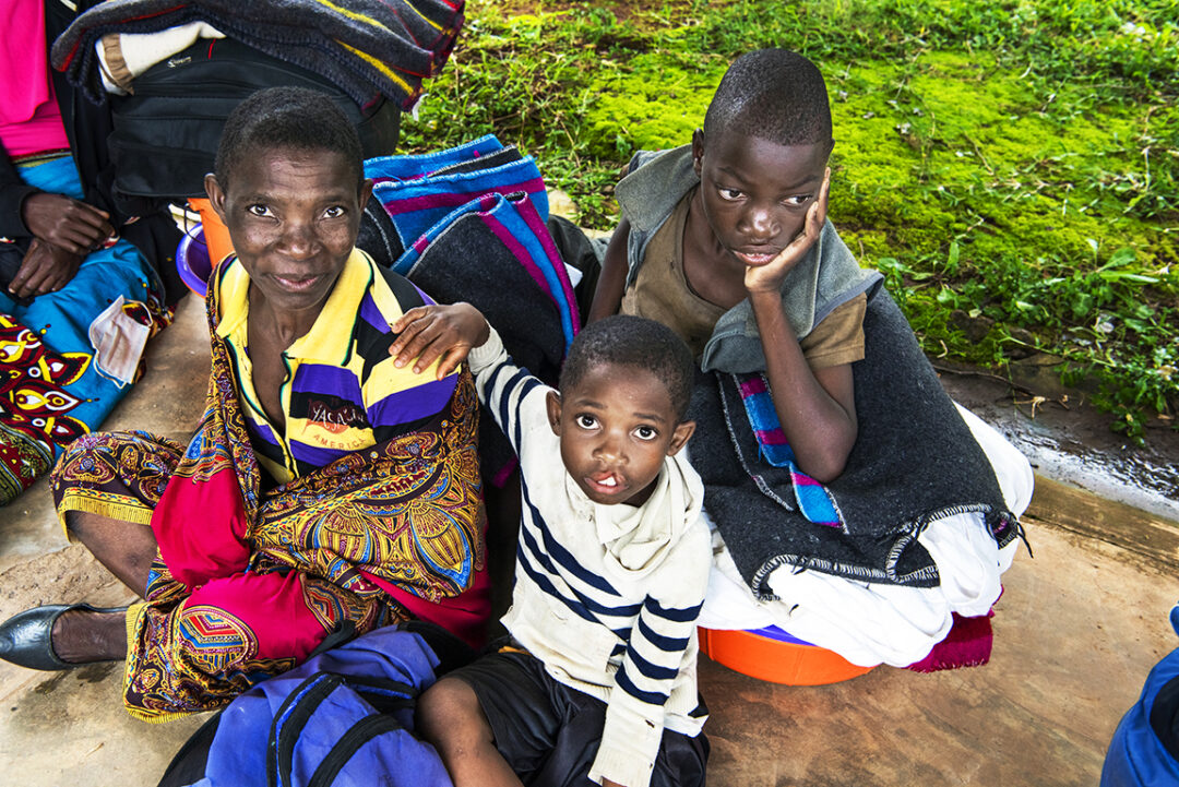 Cecilia and her mother. Photo: Margherita Mirabella