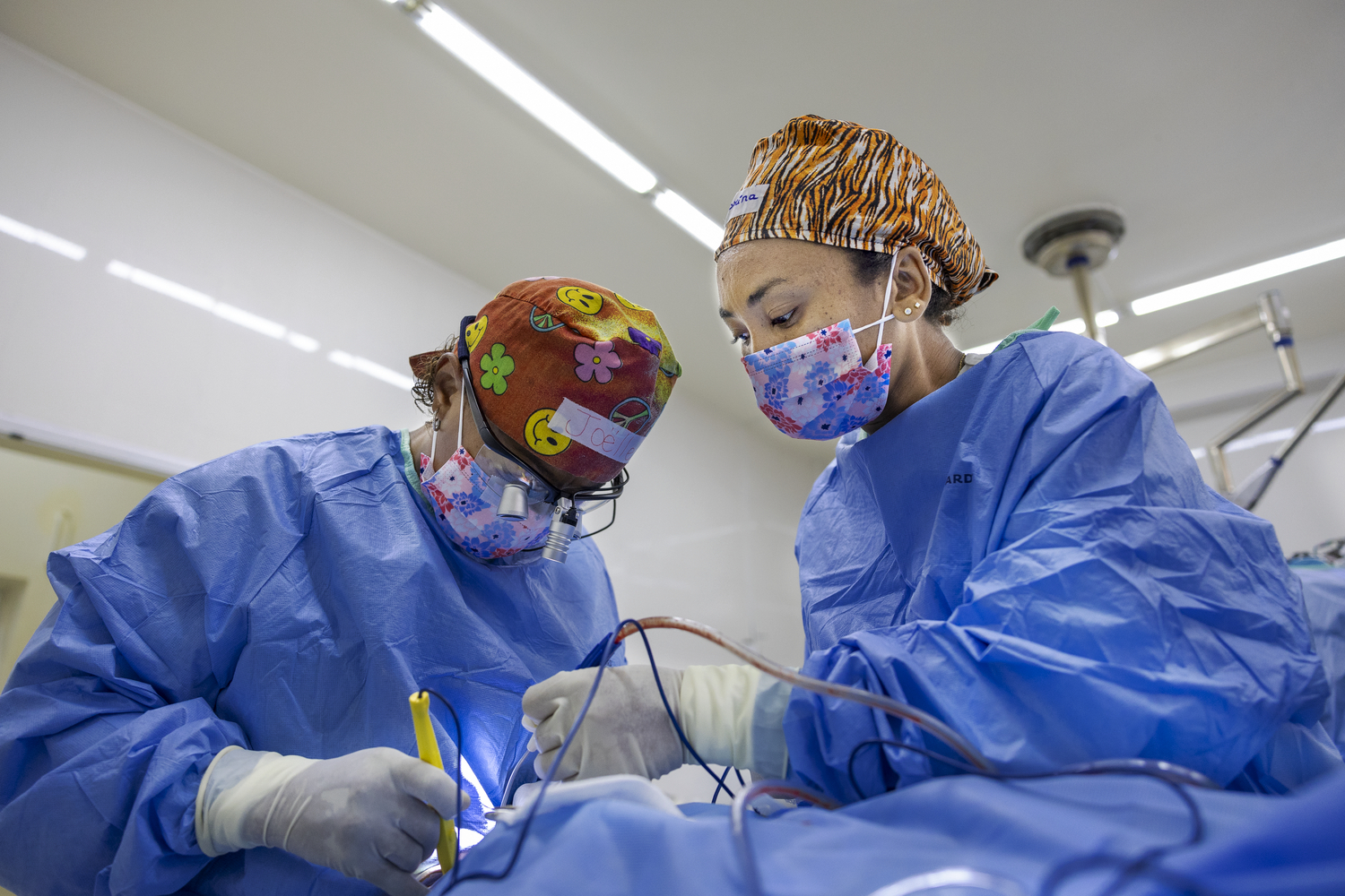 Dr Joelle Horace, cleft surgeon from Madagascar performing a surgery.