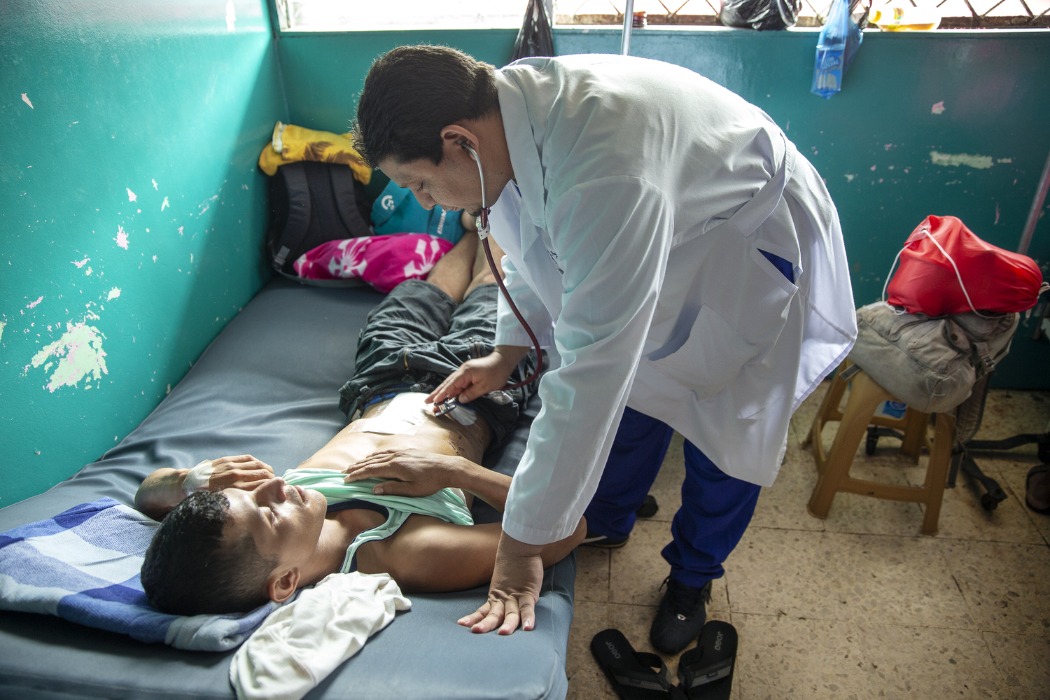 General Surgeon Dr. Silva visiting a patient at Siuna Hospital Carlos Centeno